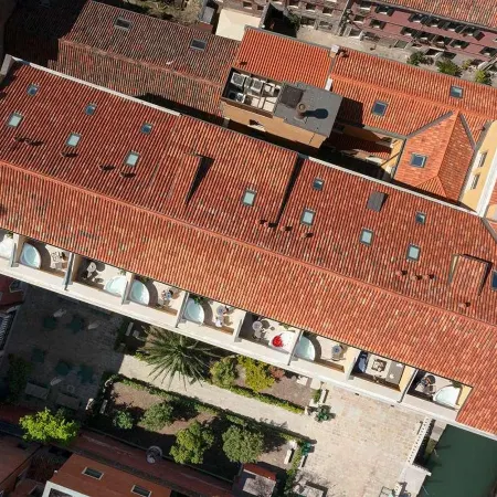 Palazzo Veneziano - Venice Collection