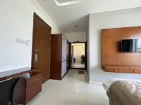 Ponneri Gymkhana Club Hotels in Tiruvallur