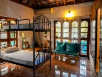 安喬內德青年旅館 安朱納海酒店