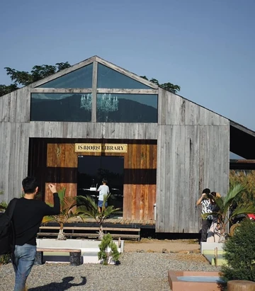 รูปภาพของisbjorn chiangdao