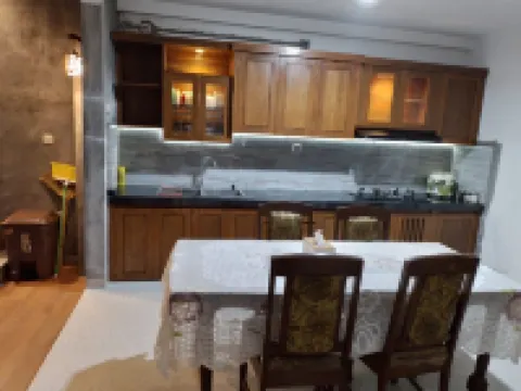 PH Homestay Unit Coklat Hotels in West Pekalongan