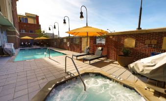 Hilton Garden Inn Savannah Historic District