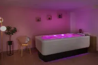 Domitys le Domaine d'Agate Hotels in Coucy-le-Chateau-Auffrique