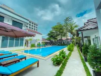 Sea Breeze Resort - Beach