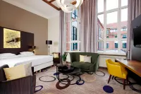 Sheraton Hannover Pelikan Hotel Отели рядом со станцией Ханновер Хауптбахнхоф железнодорожная станция