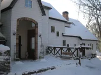 Petit Hotel Kurumi to Milk Hotels in Tateshina