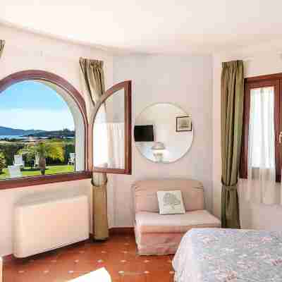 Hotel Stefania Boutique Hotel by the Beach Rooms