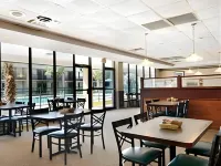Days Inn & Suites by Wyndham Jennings - 3-Sterne