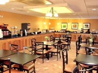 Fairfield Inn & Suites Great Barrington Lenox/Berkshires - Parkplatz