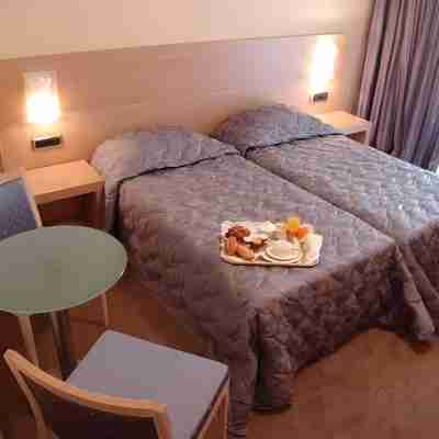 Hôtel Le Rocher Rooms