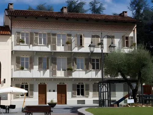 Casa Americani Hôtels à : Monta