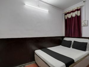 OYO Hotel Ashoka Lodging