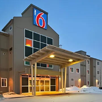 Motel 6 Brandon, MB