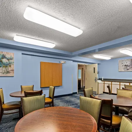 Suburban Studios Sterling - Washington Dulles