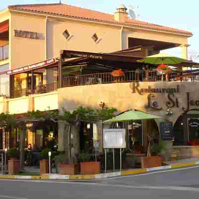 Hotel le Saint Jean Hotel Exterior