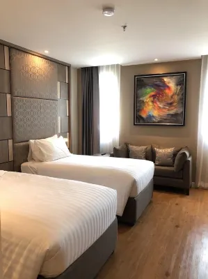 Sri U-Thong Grand Hotel Hotellit kohteessa Tha Rahat