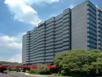 Teaneck Marriott at Glenpointe Hotels in Teaneck