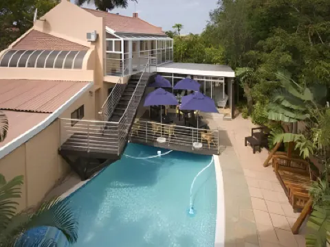 Silver Oaks Boutique Hotel Hotels near Berea