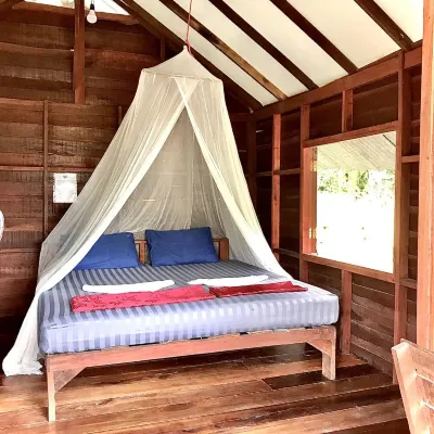 Frog Garden Hut Hotels near Koh Phayam Harbor