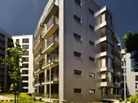 Triton Park Apartments Hotels in Ochota