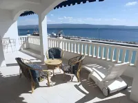 Apartments Duje イェセニツェのホテル