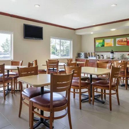 Quality Inn & Suites