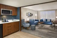 Four Points by Sheraton Point Edward Sarnia Hotels in Sarnia