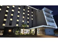 Green Rich Hotel Okinawa Nago - parking