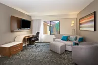 Courtyard Palm Desert