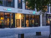 Motel One Leipzig-Augustusplatz Hotels near Gewandhaus