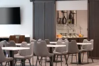 โรงแรม Fairfield Inn & Suites โดย Marriott ที่ Annapolis - พร้อมอาหารเช้า