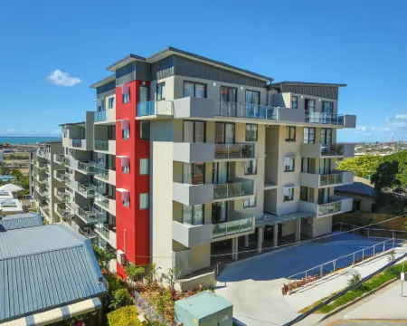 Gladstone Central Plaza Official Hotels in Gladstone Central