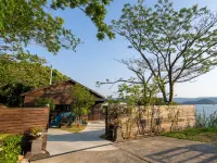 Adventure Base Where You Can Wake up to the Sound Hotel a Saikai