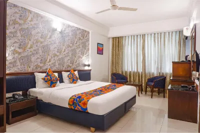 FabHotel Prime Golden Emerald - Nr St Mary's Church Cni Hotel a Mundhva