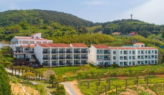 Windy Hill Resort Hotels in Geoje-si