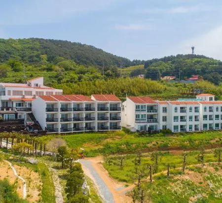 Windy Hill Resort