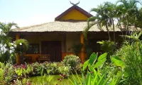 Old Tree's House Hotels in Amphoe Mae Ai