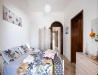 Sunrise Apartment in Villa With Private Parking and Air Conditioning فنادق في توري لابيلو