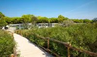 Club del Sole Jesolo Family Resort فنادق في اراکلیا