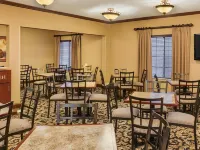 Holiday Inn Express & Suites Sioux Falls at Empire Mall