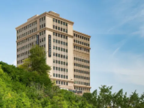 コートヤード バイ マリオット エドモントン ダウンタウン エドモントンのホテル