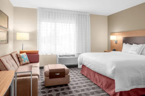 TownePlace Suites Cincinnati Fairfield Hotel a Fairfield