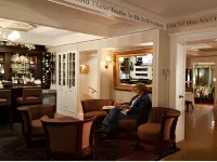 Crowne Pointe Historic Inn Adults Only - Baarit