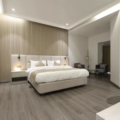Hotel Swarn Towers Hotels in de buurt van Bareilly City