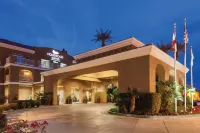 Homewood Suites by Hilton la Quinta فنادق في لا كوينتا