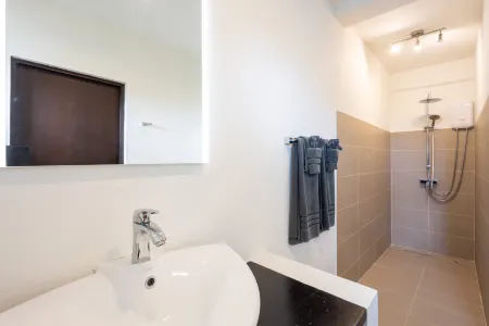 Tiara Apartment - Panoramic View with Beautiful Pool