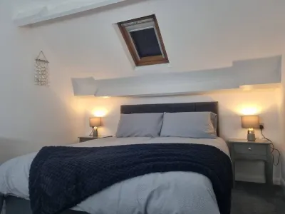 Cosy Moat House Cottage No.6 Hotels near The Mill Pond, Pembroke Wales UK