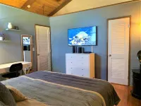 Newly Renovated Lanai!  Gorgeous Fully Stocked 2 Bd/2Ba on Golf Course!