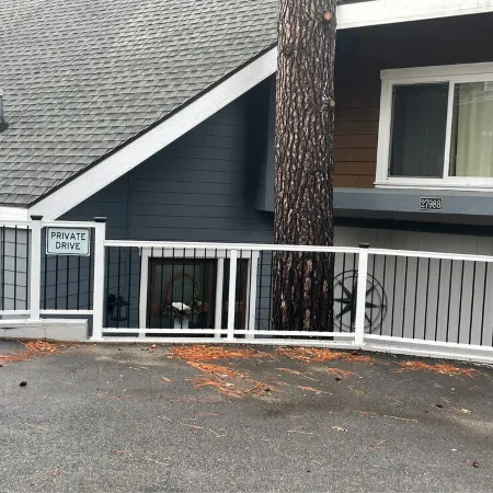 SPECTACULAR LAKE VIEW HOME, 3100 SFT, A/C, SPA, STEPS to LAKE