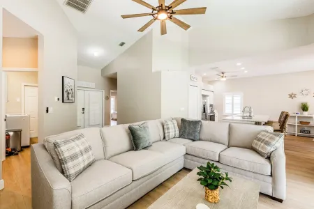 Newly Remodeled Pool Home with Players Club Access in Lely Resort!